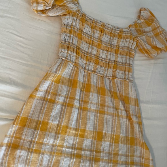 Plaid sun dress with princess puffs - Picture 2 of 4